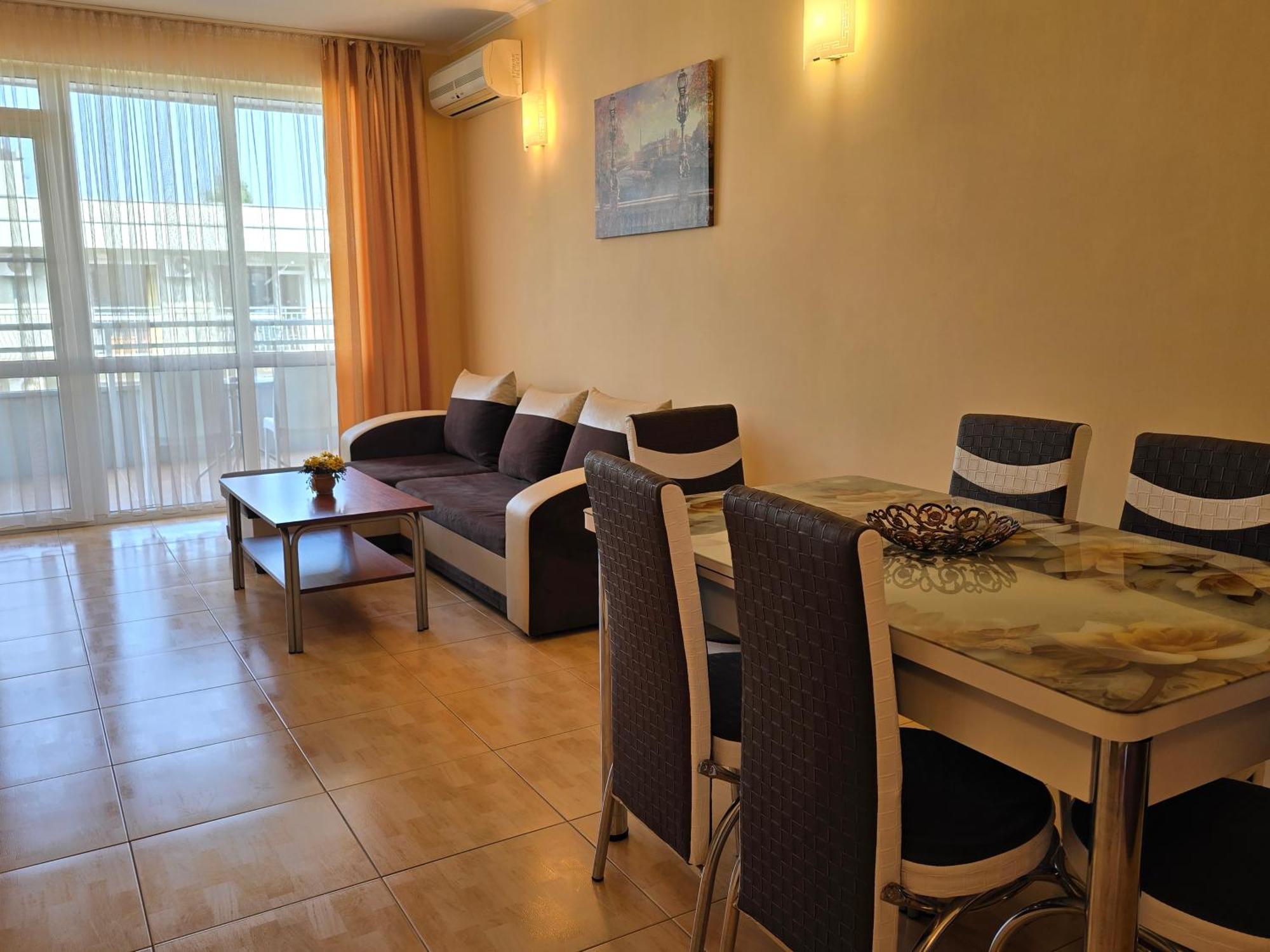 Apartment In Central Plaza Slantschew brjag Exterior foto